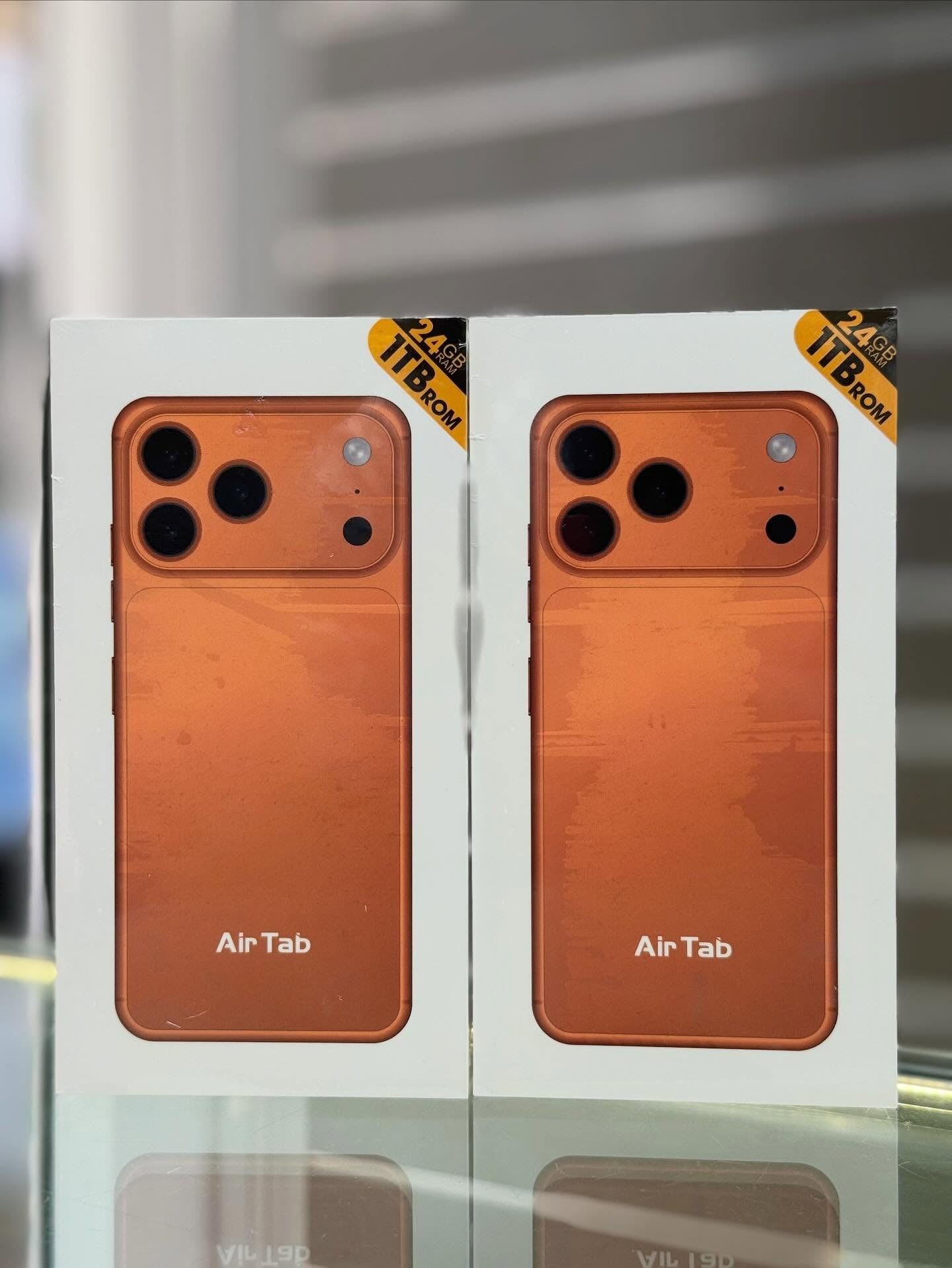 𝐀𝐢𝐫𝐓𝐚𝐛 𝟏𝟕 𝐏𝐫𝐨 𝐌𝐚𝐱 𝟏𝐓𝐁 𝐑𝐨𝐦 + 𝟐𝟒𝐆𝐁 𝐑𝐚𝐦-